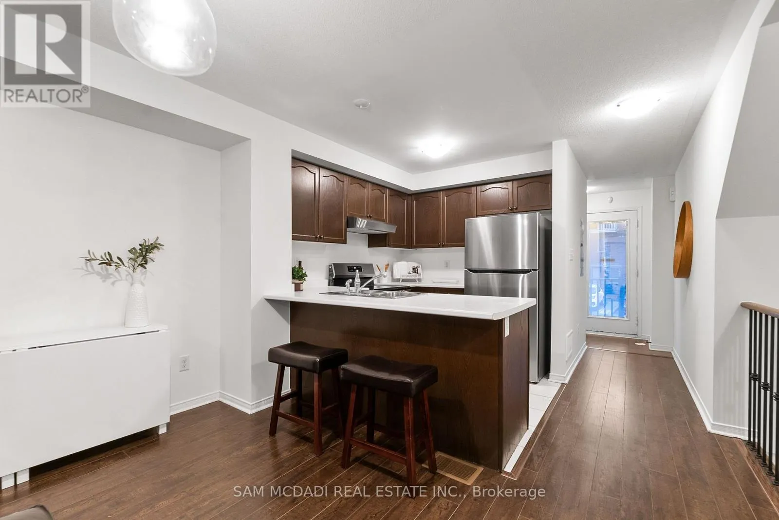 3250 BENTLEY DRIVE