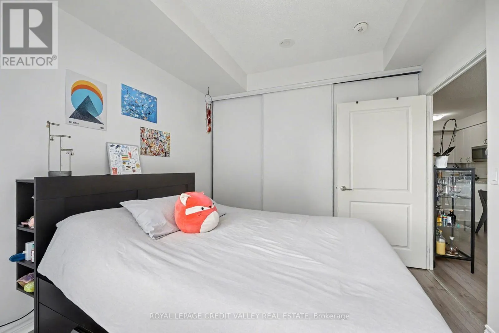 709 - 349 RATHBURN ROAD
