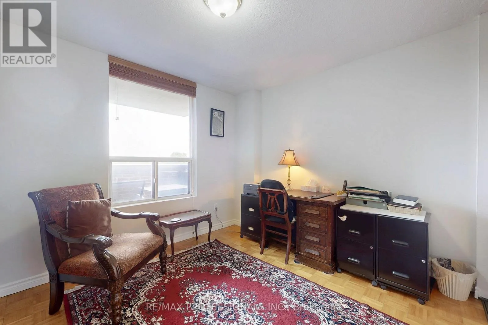 806 - 1535 LAKESHORE ROAD E