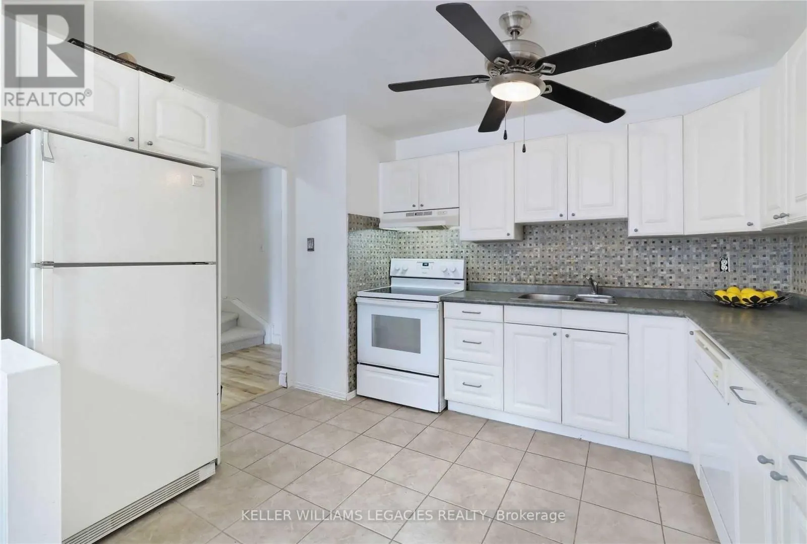 41 - 1016 FALGARWOOD DRIVE