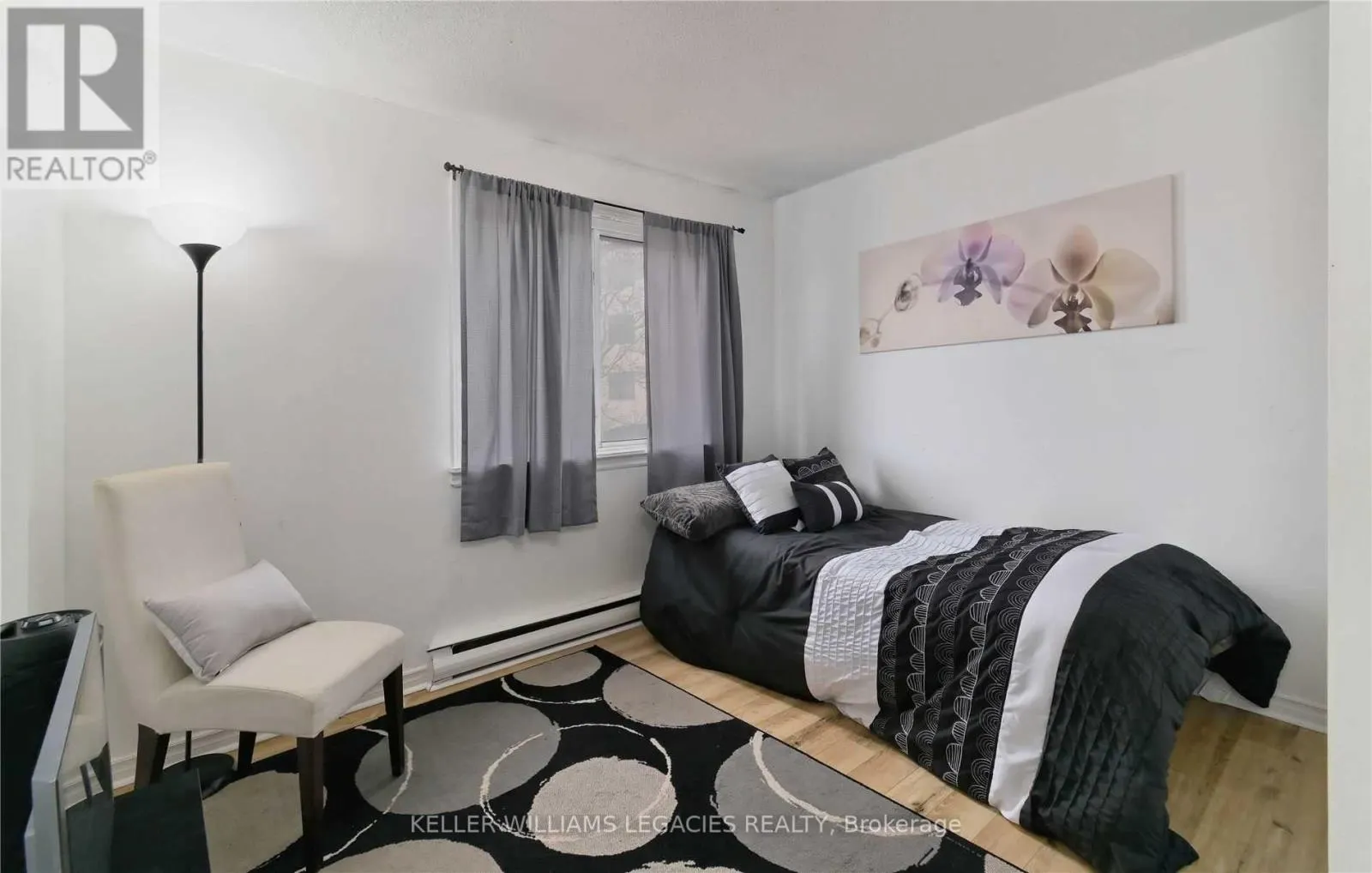 41 - 1016 FALGARWOOD DRIVE