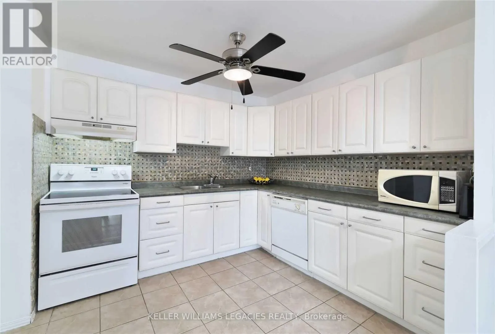 41 - 1016 FALGARWOOD DRIVE