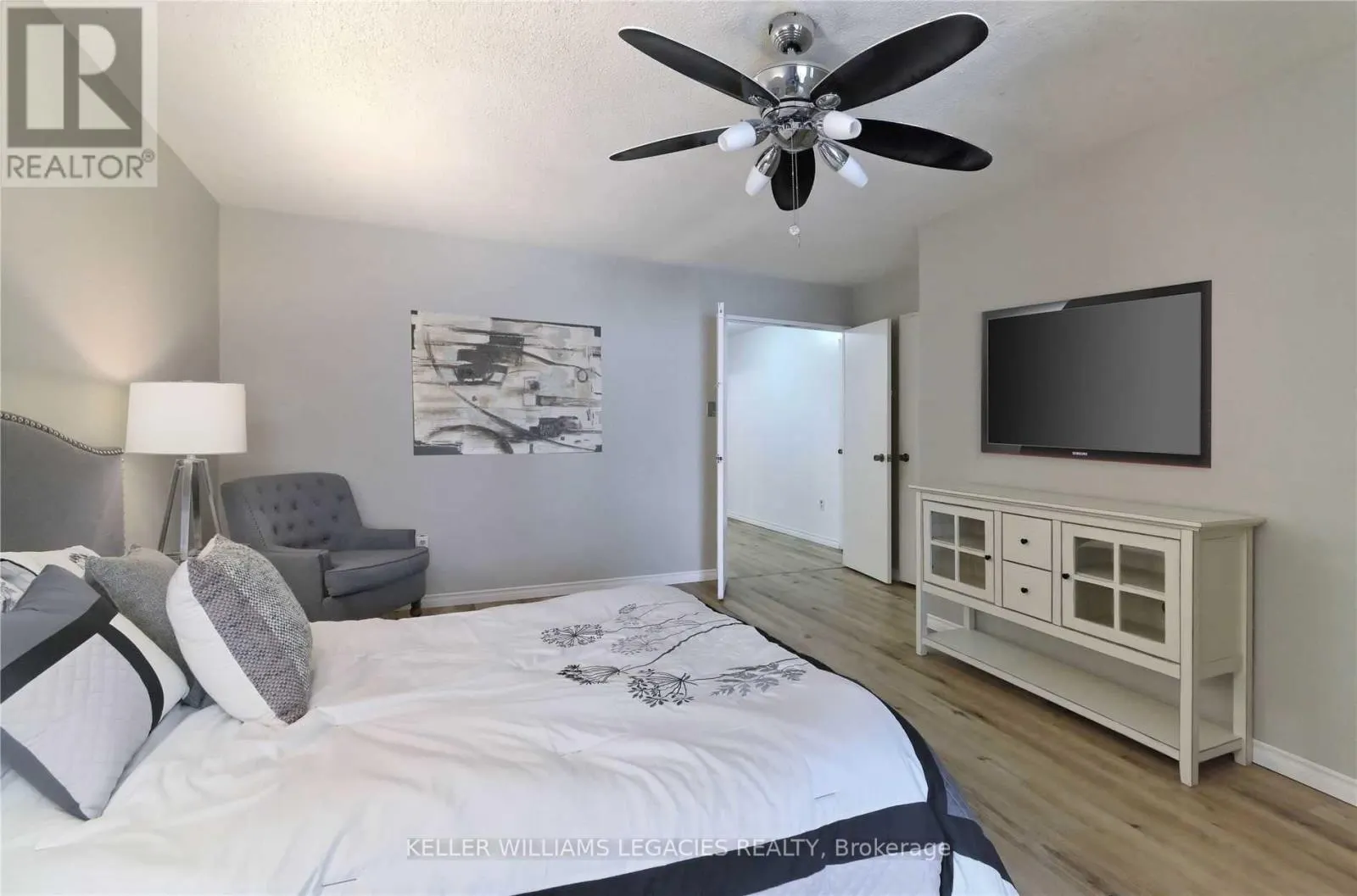41 - 1016 FALGARWOOD DRIVE