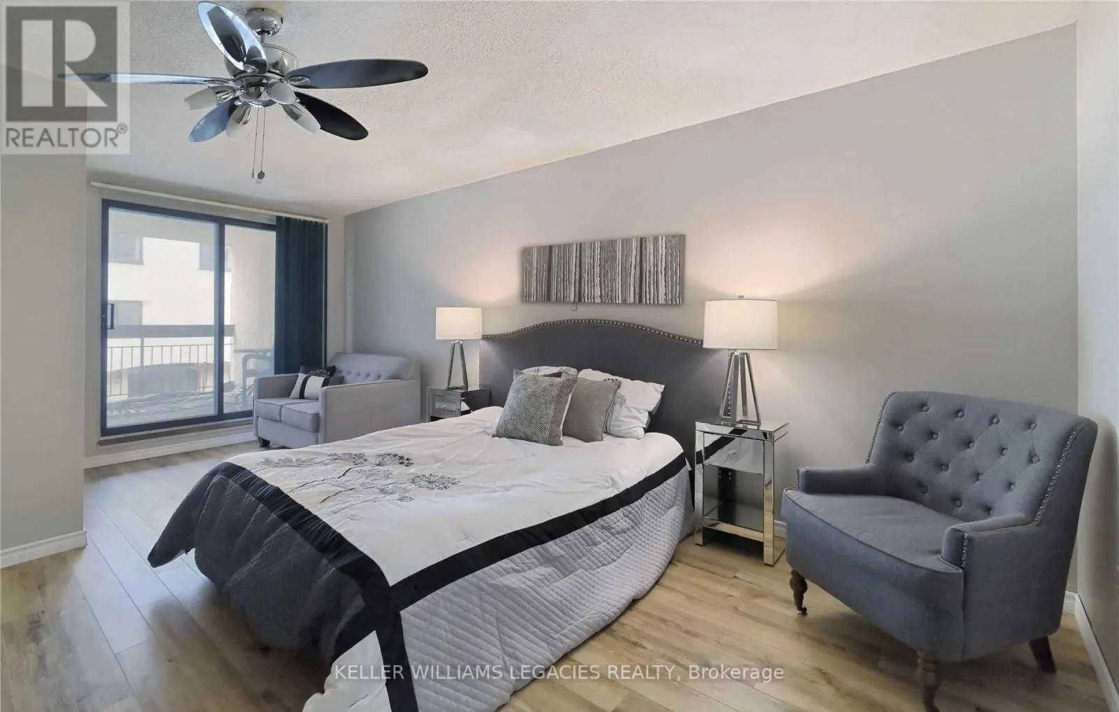 41 - 1016 FALGARWOOD DRIVE