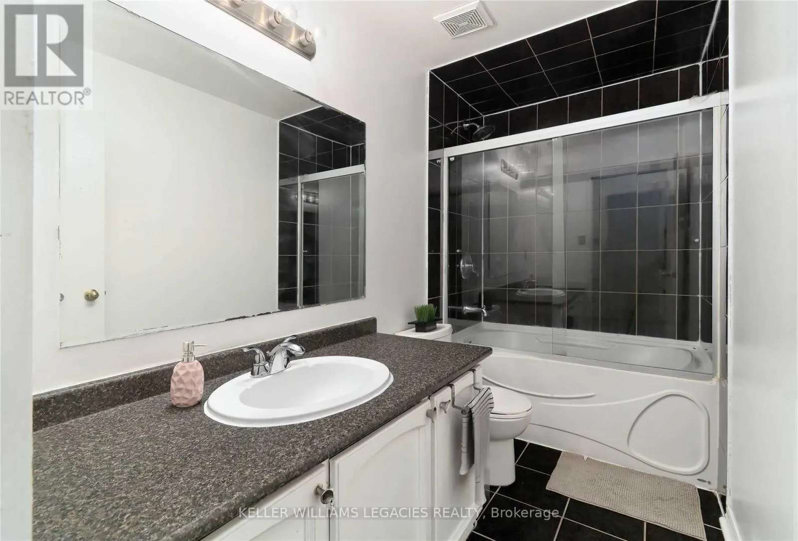 41 - 1016 FALGARWOOD DRIVE