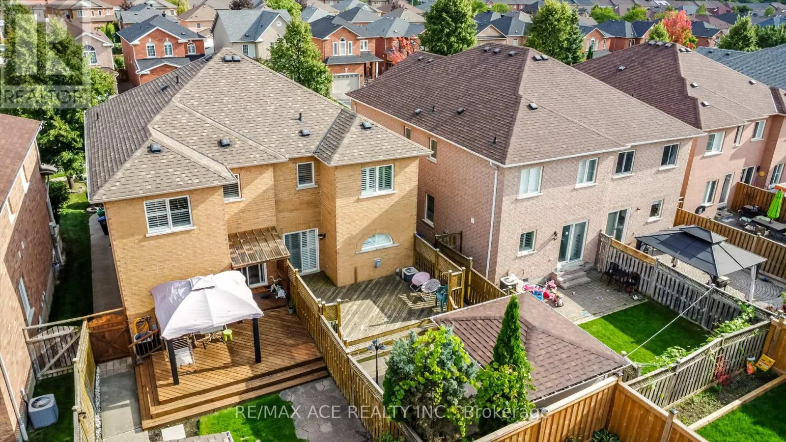 873 FABLE CRESCENT