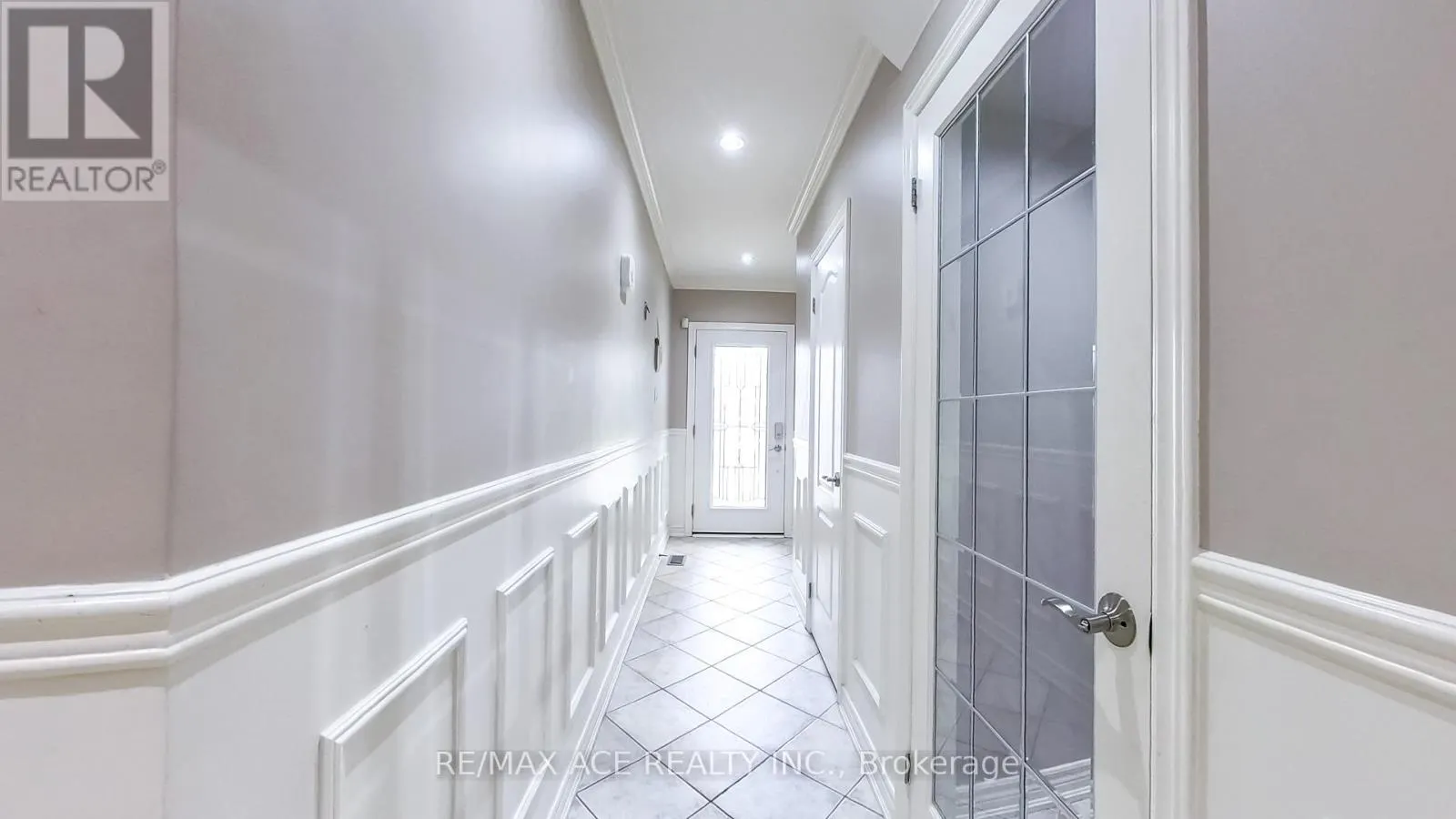 873 FABLE CRESCENT
