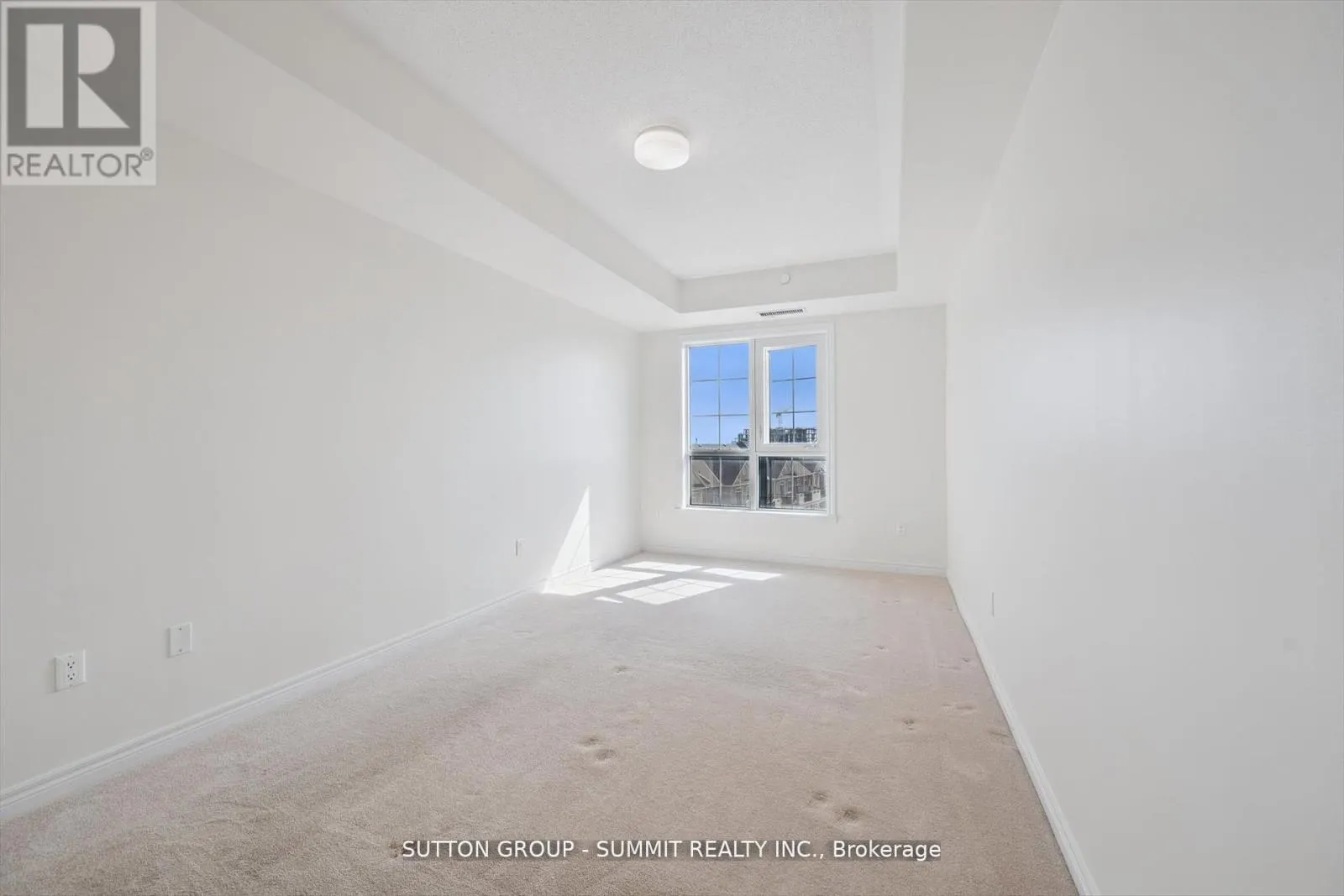 433 - 216 OAK PARK BOULEVARD