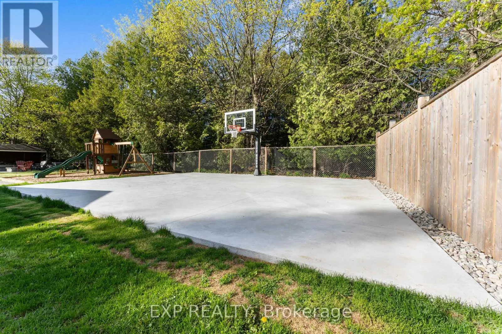 13379 TRAFALGAR ROAD