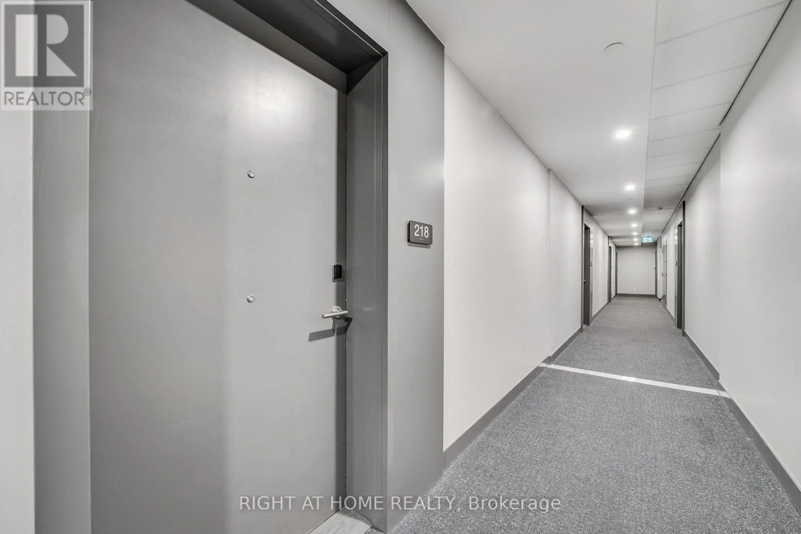 218 - 3265 CARDING MILL TRAIL