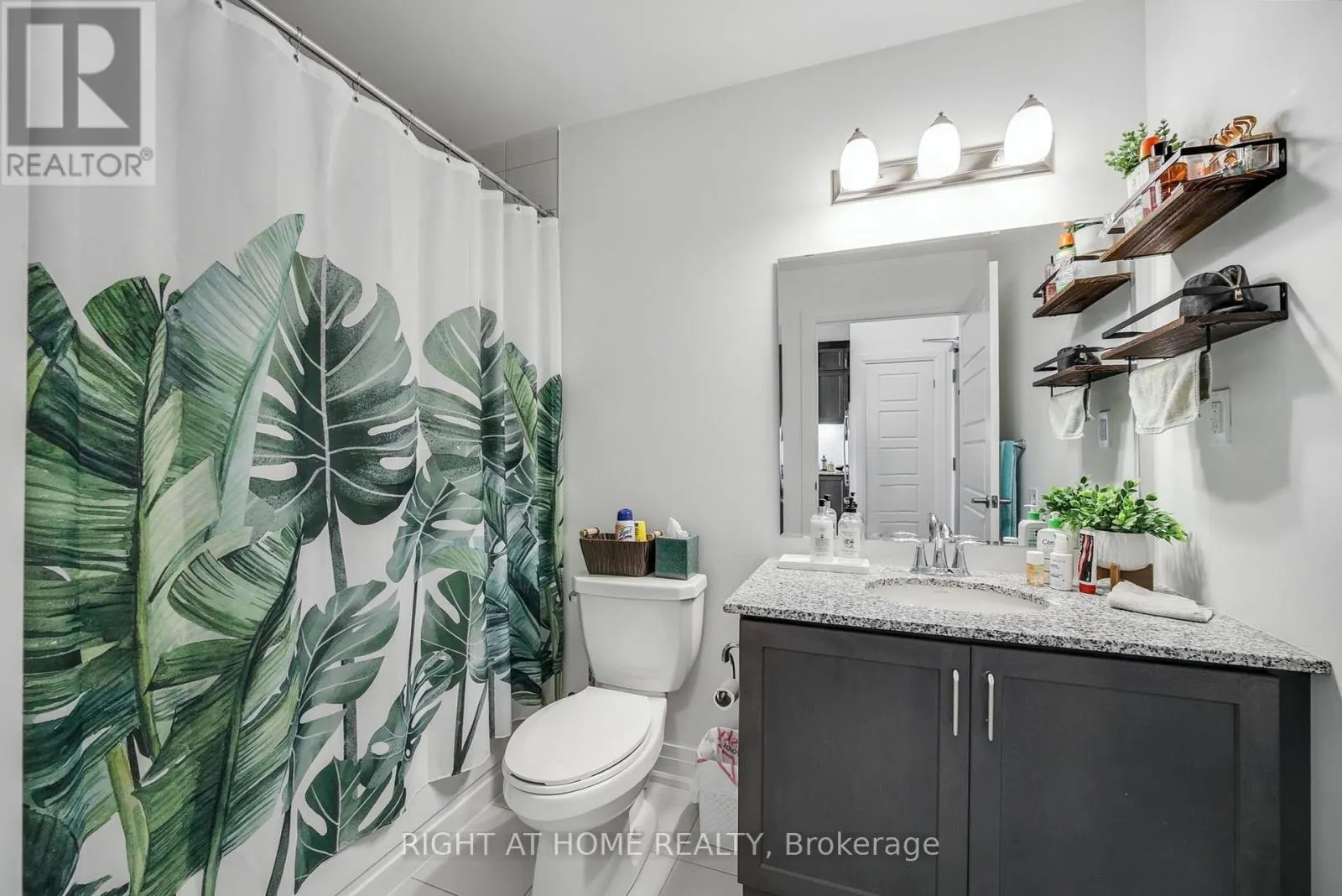 218 - 3265 CARDING MILL TRAIL