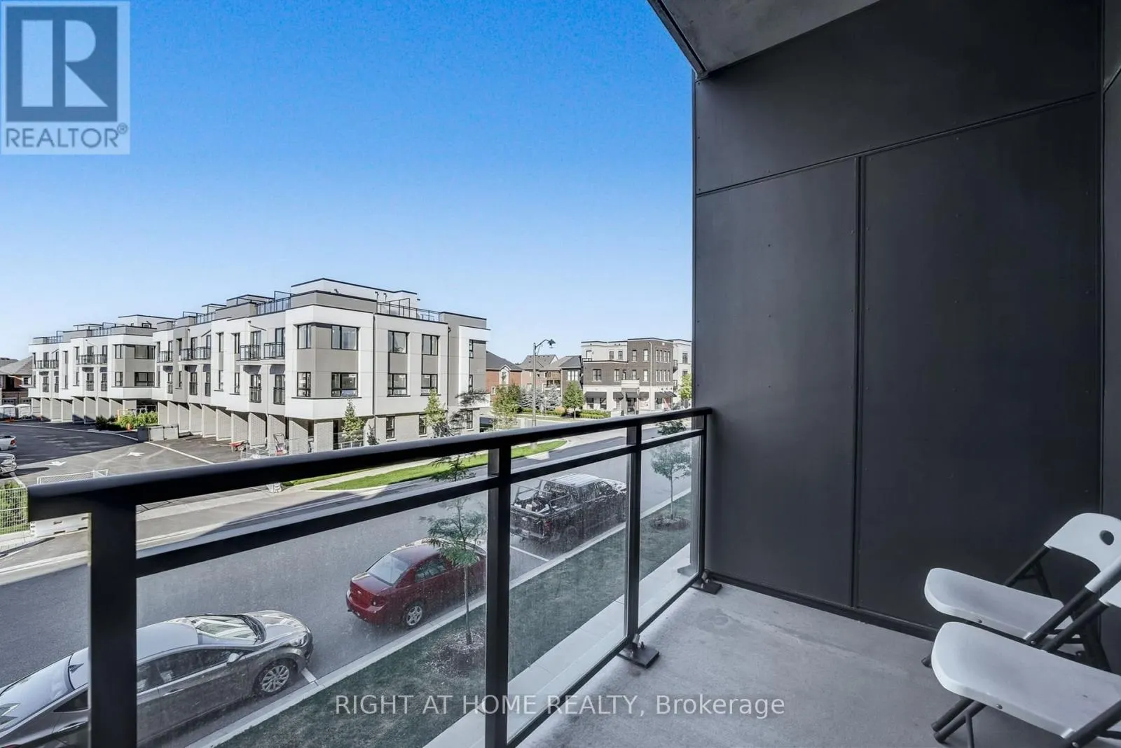 218 - 3265 CARDING MILL TRAIL