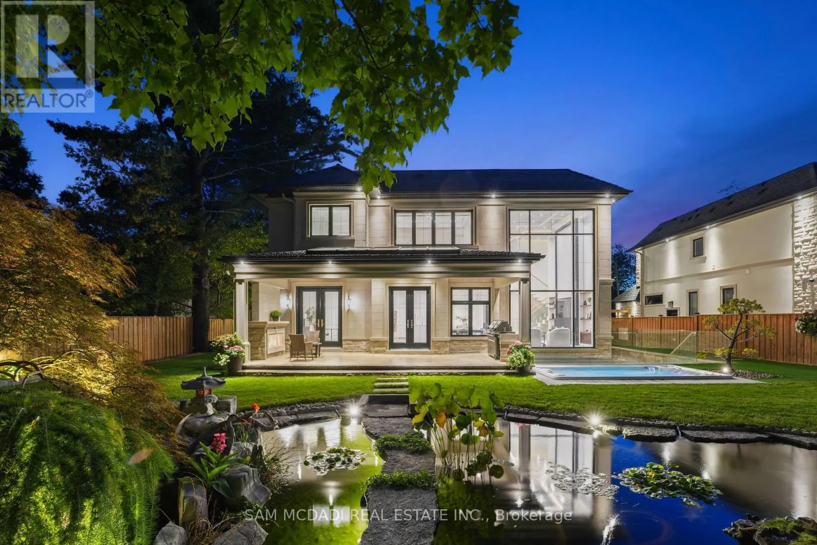 371 WILLIS DRIVE