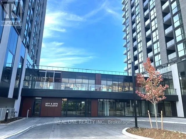 1610 - 3079 TRAFALGAR ROAD