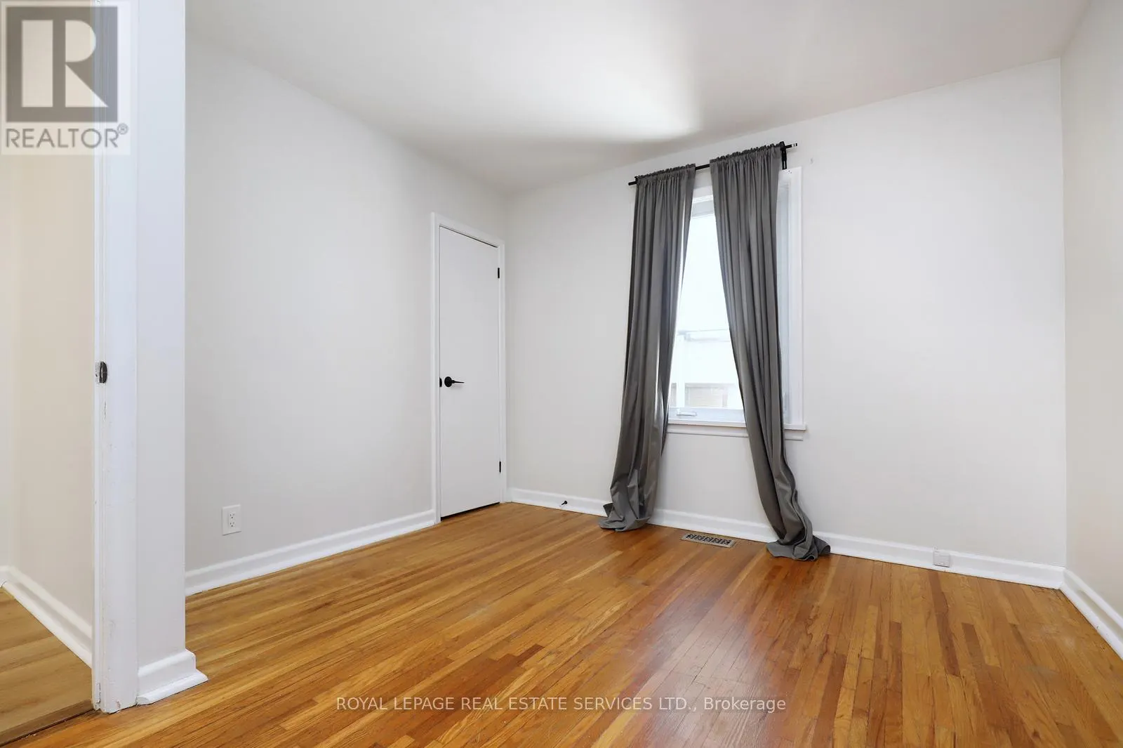 MAIN FLOOR - 13 BENSON AVENUE