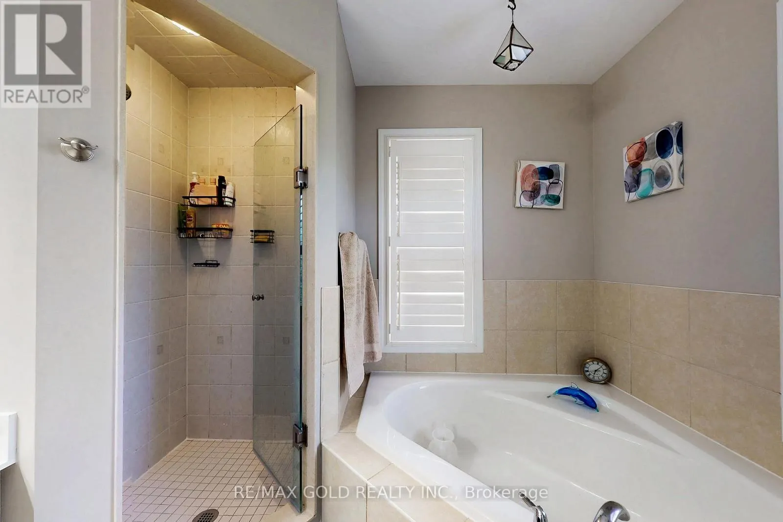933 RAFTIS CRESCENT