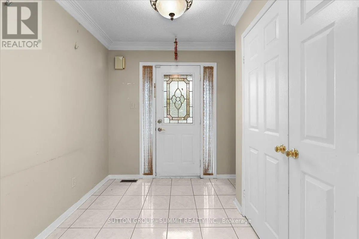 102 SUNFOREST DRIVE