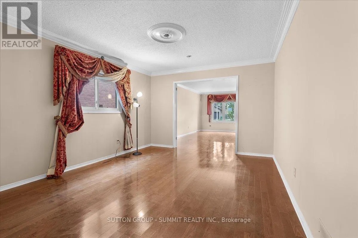 102 SUNFOREST DRIVE