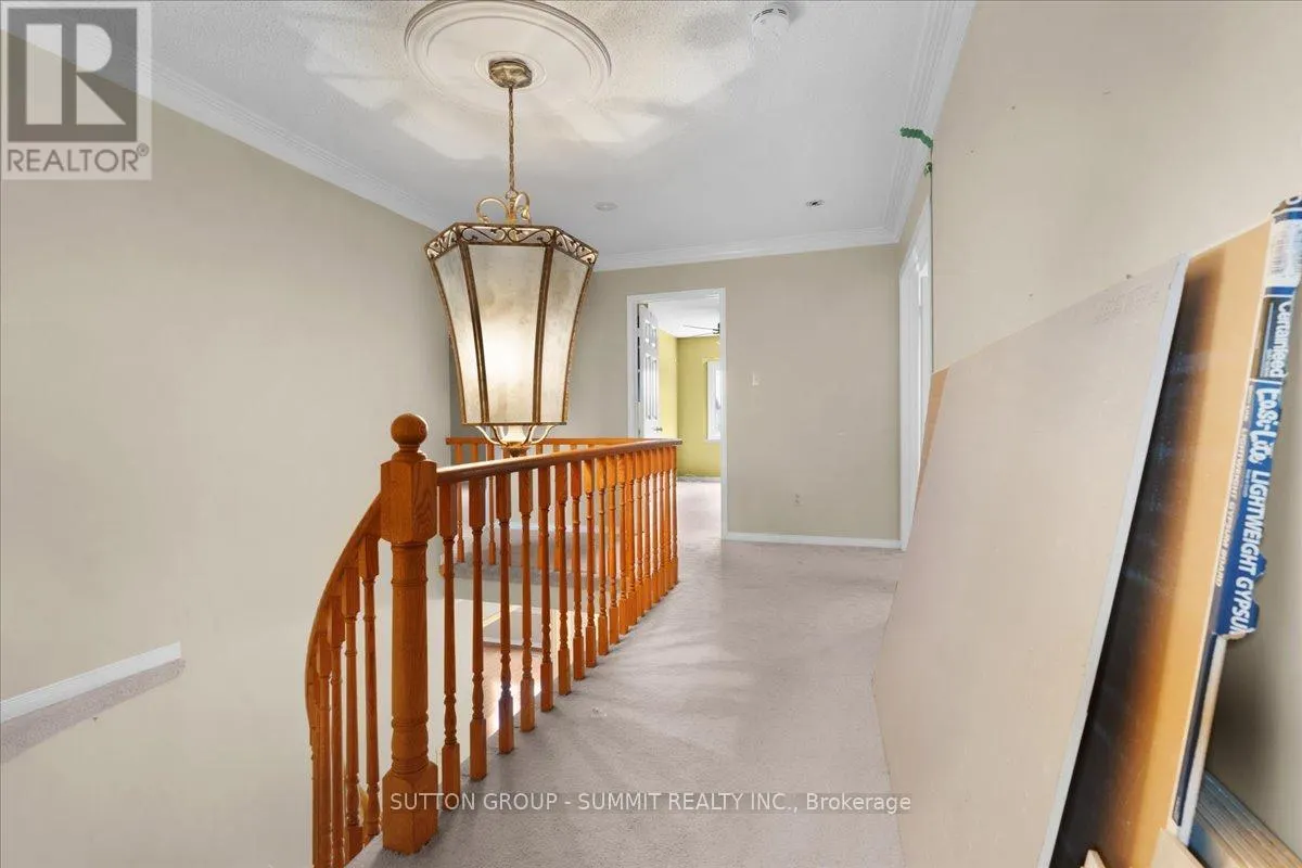 102 SUNFOREST DRIVE