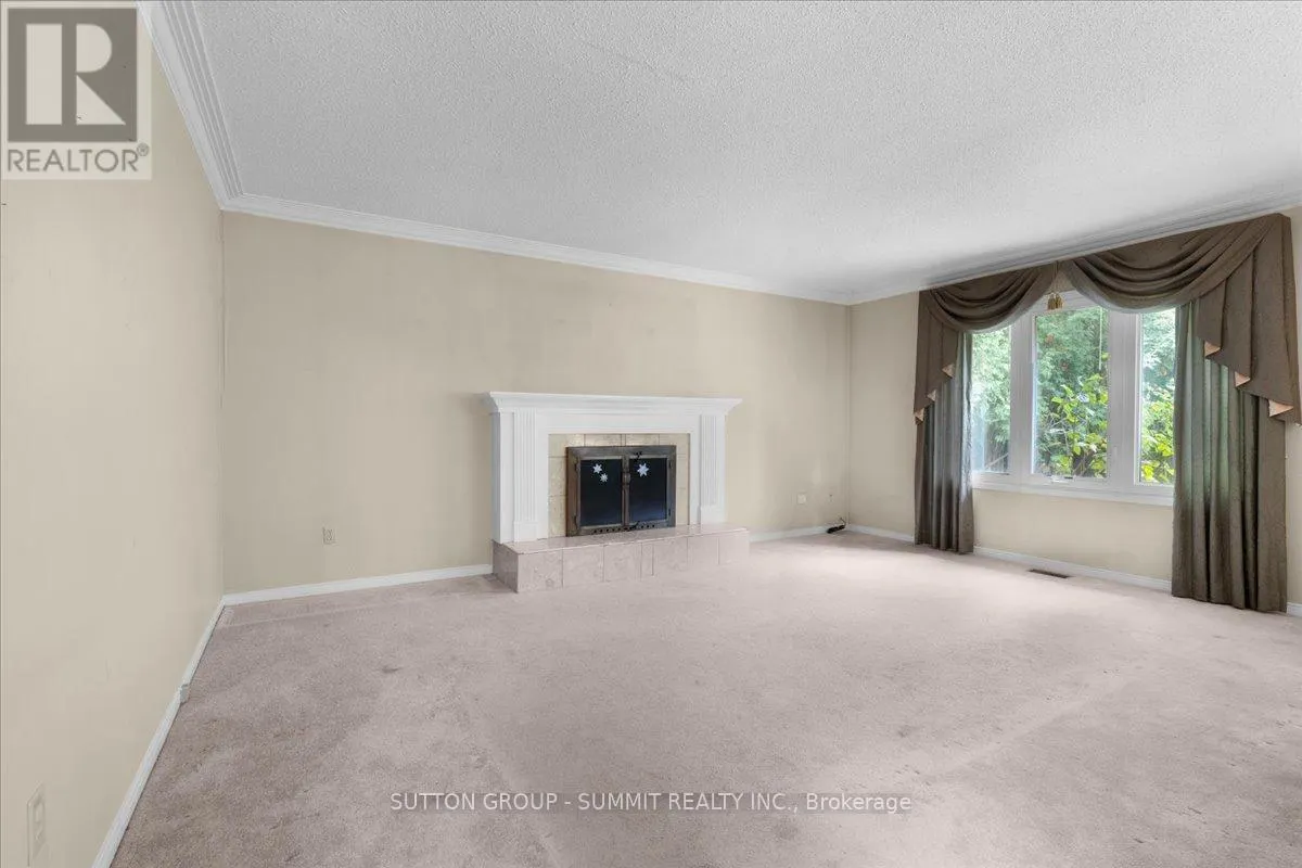 102 SUNFOREST DRIVE
