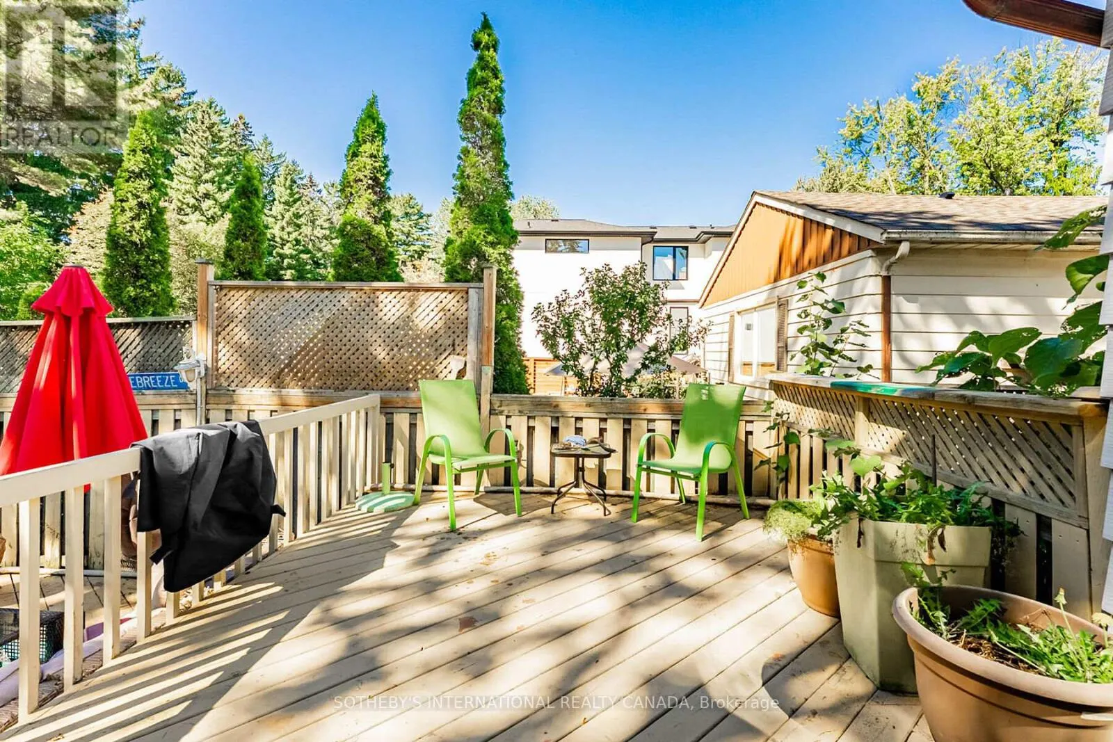 1218 LAKEBREEZE DRIVE