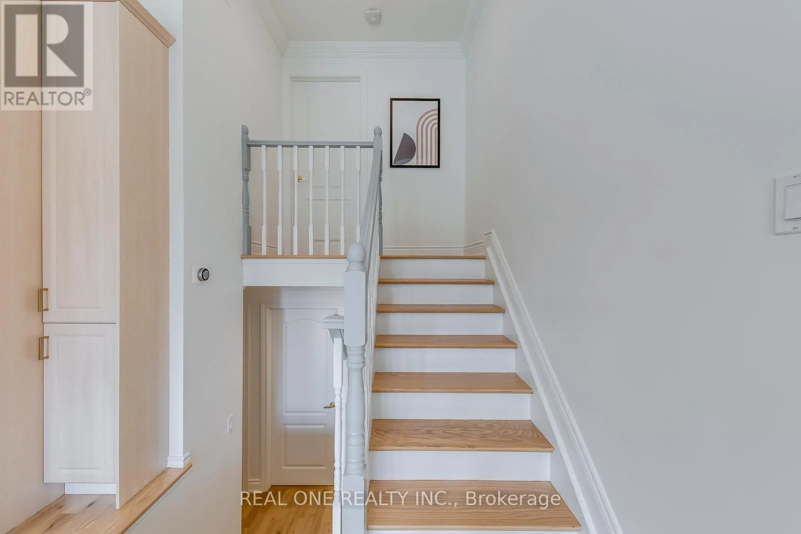 3291 FIELDGATE DRIVE