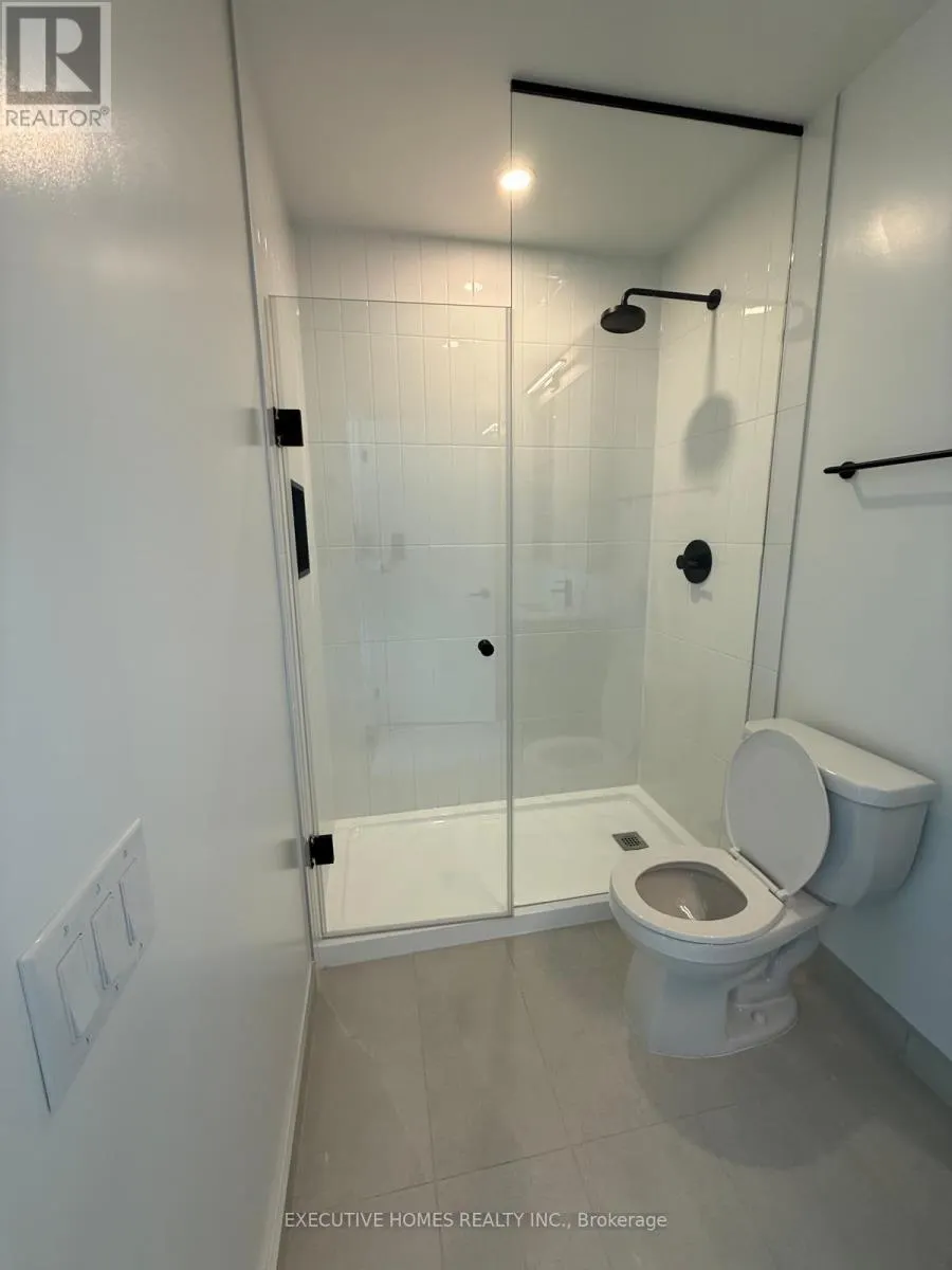 705 - 2495 EGLINTON AVENUE W