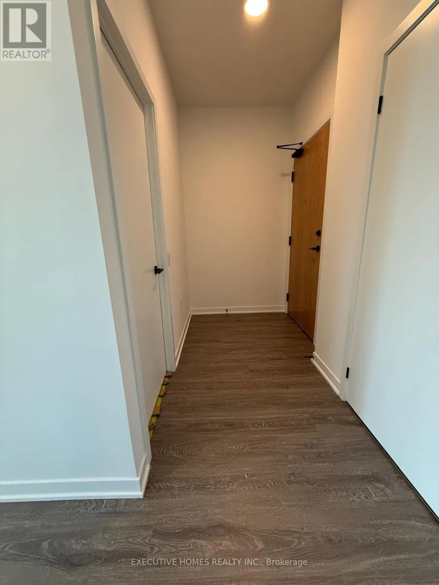 705 - 2495 EGLINTON AVENUE W