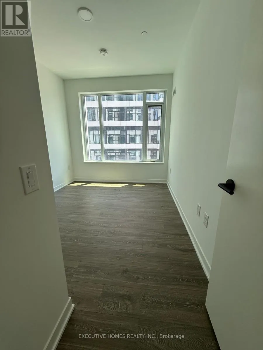 705 - 2495 EGLINTON AVENUE W