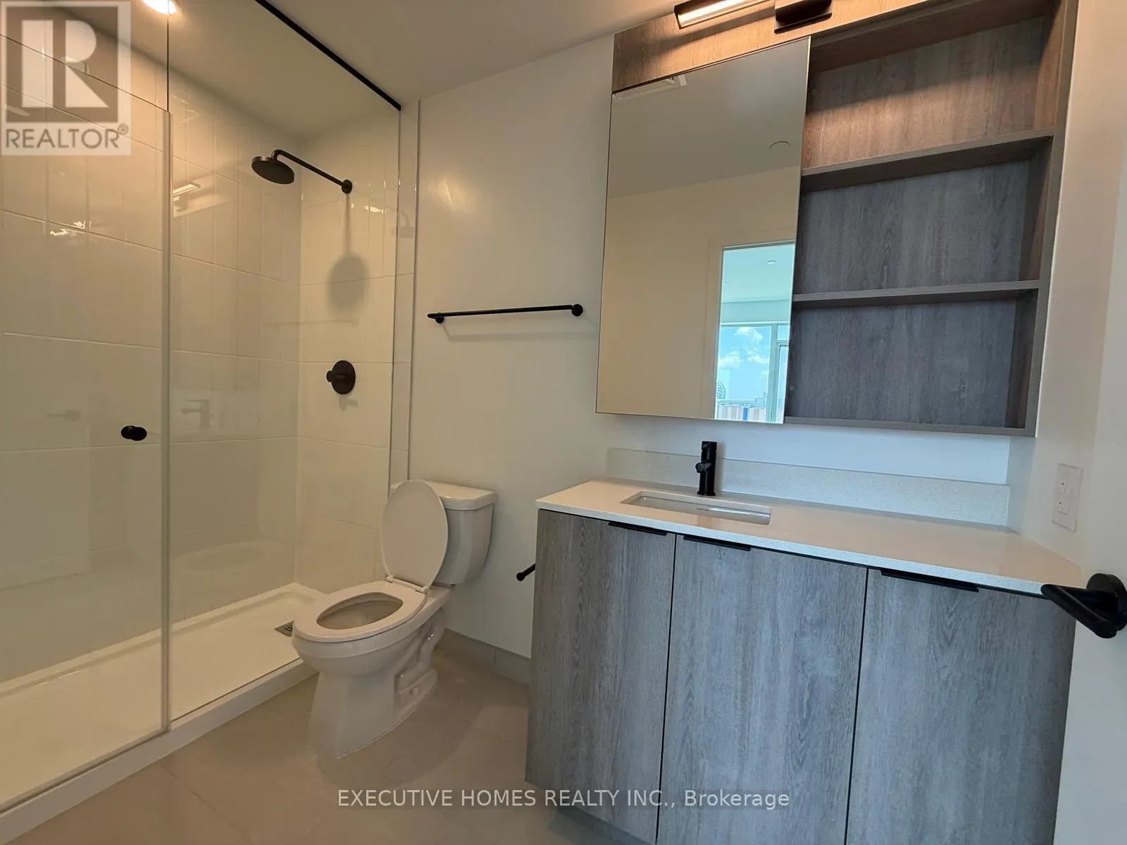705 - 2495 EGLINTON AVENUE W