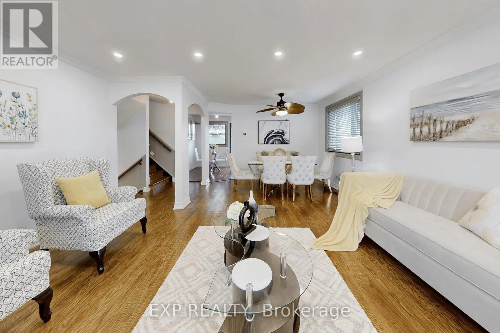 5 LOCKTON CRESCENT