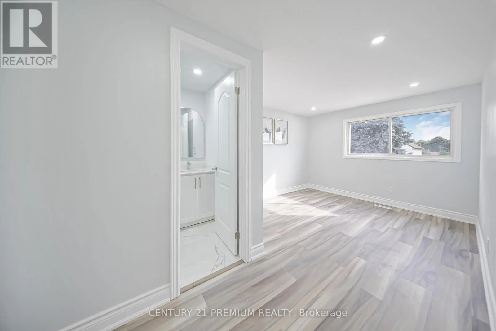 3 GARLAND COURT