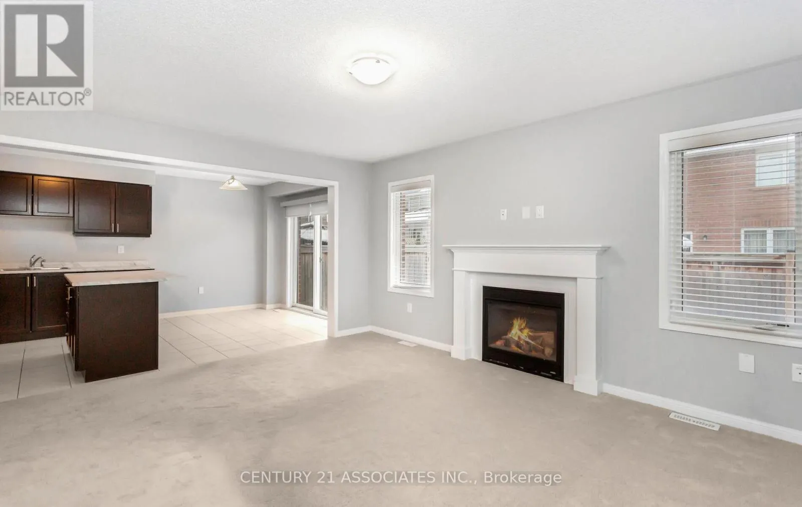 261 GLEAVE ( UPPER LEVEL) TERRACE