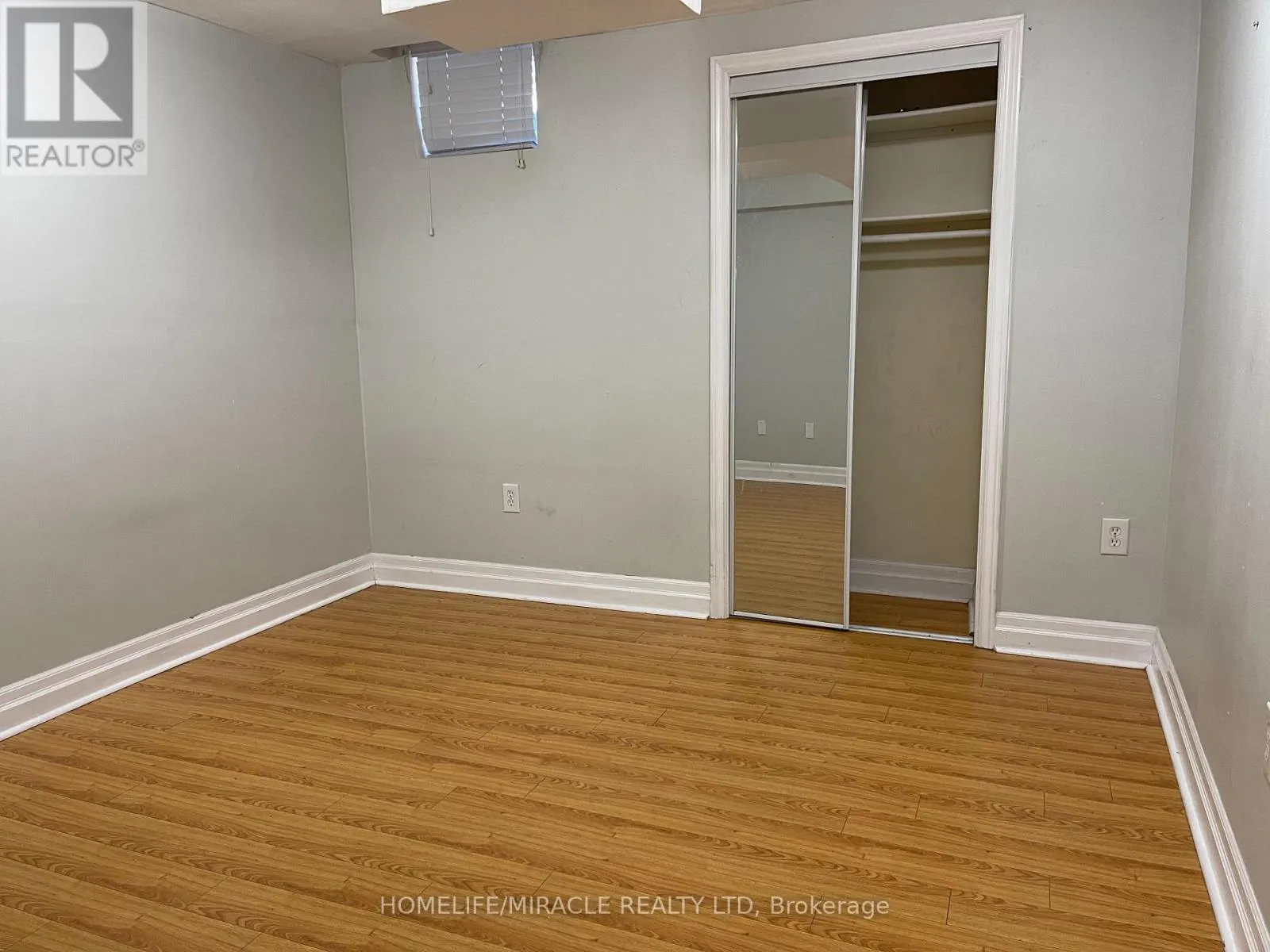28 WHITWELL DRIVE