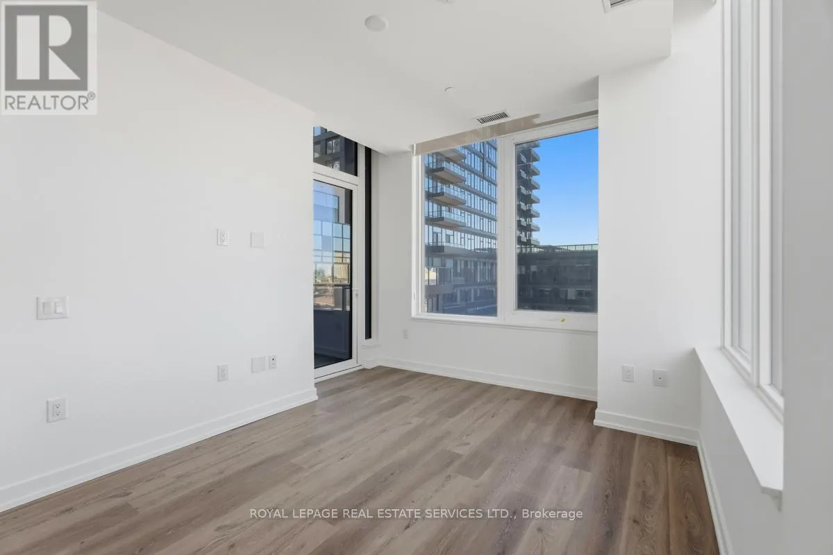 502 - 395 SQUARE ONE DRIVE