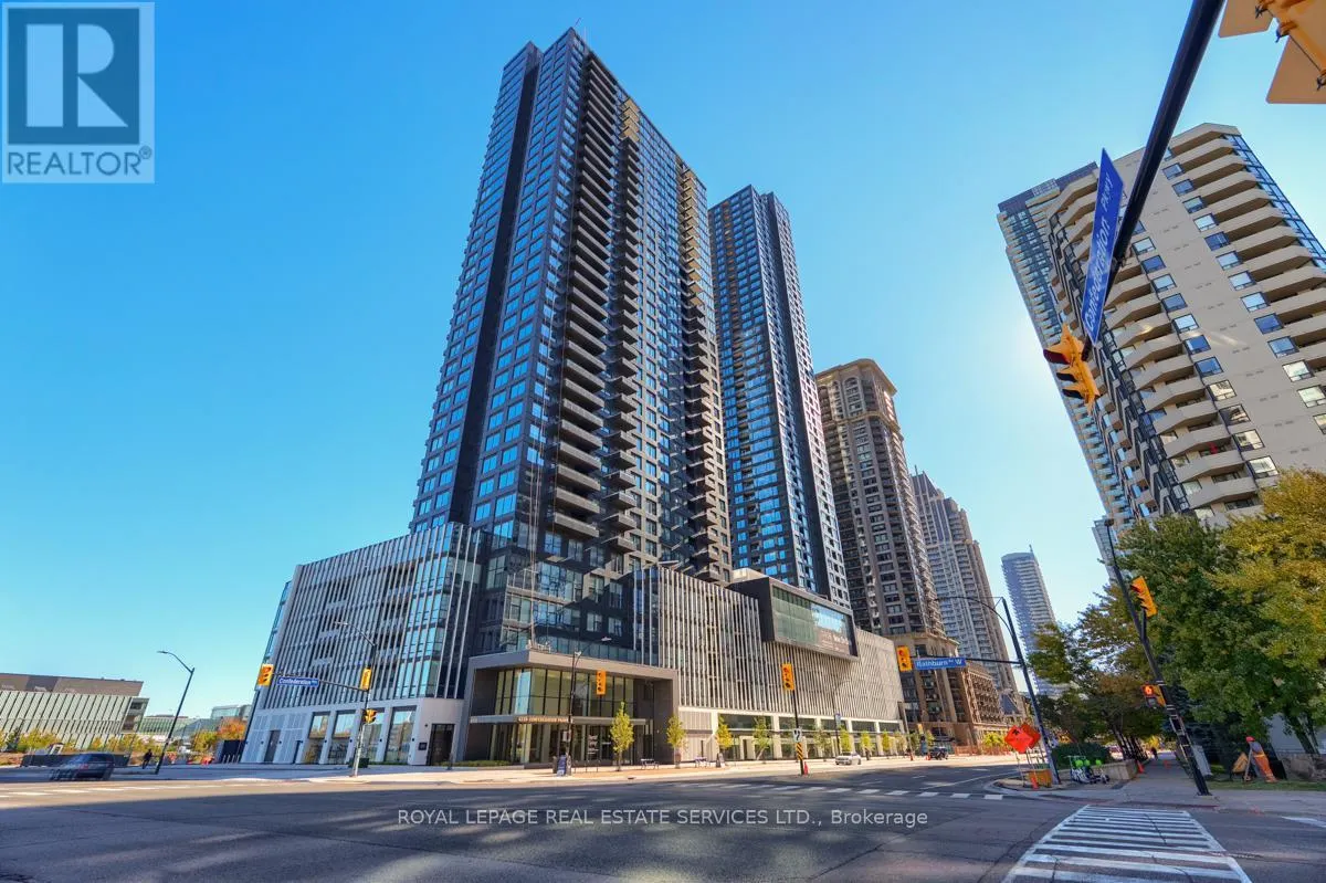 502 - 395 SQUARE ONE DRIVE