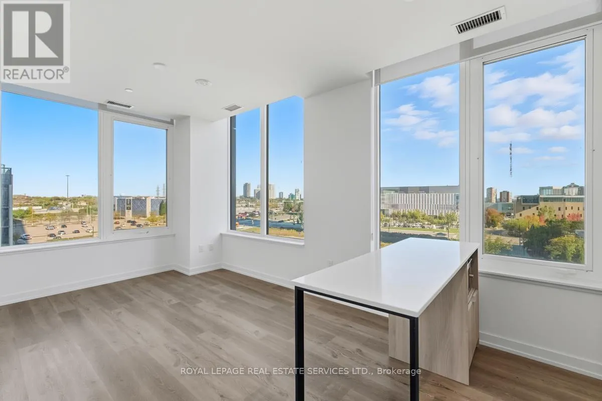 502 - 395 SQUARE ONE DRIVE