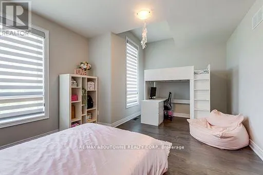 19 RAINDROP TERRACE