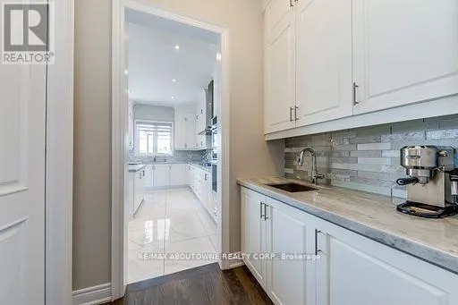 19 RAINDROP TERRACE