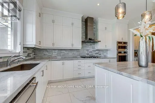 19 RAINDROP TERRACE