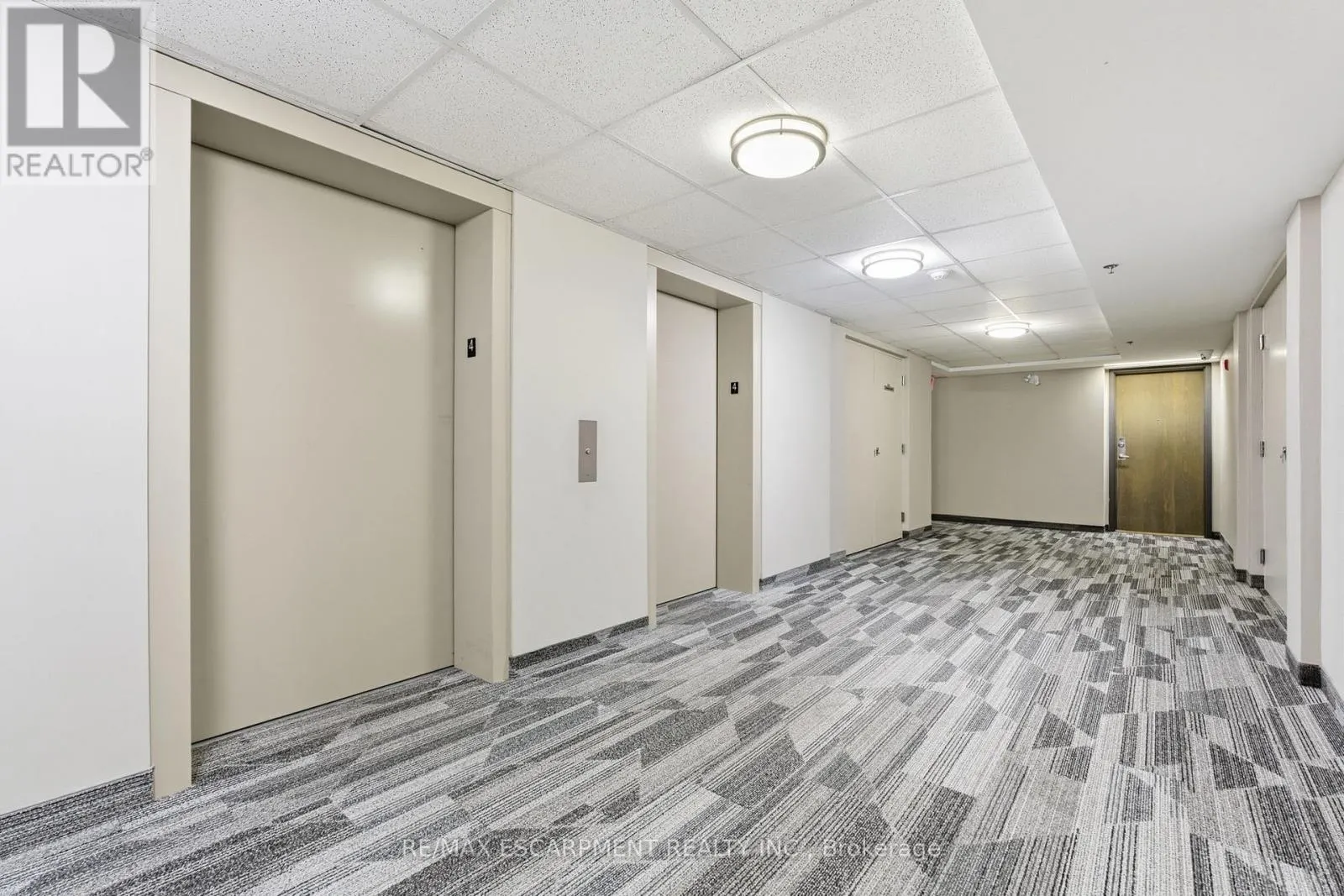 427 - 3060 ROTARY WAY