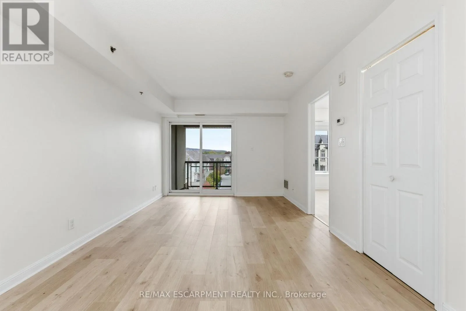 427 - 3060 ROTARY WAY