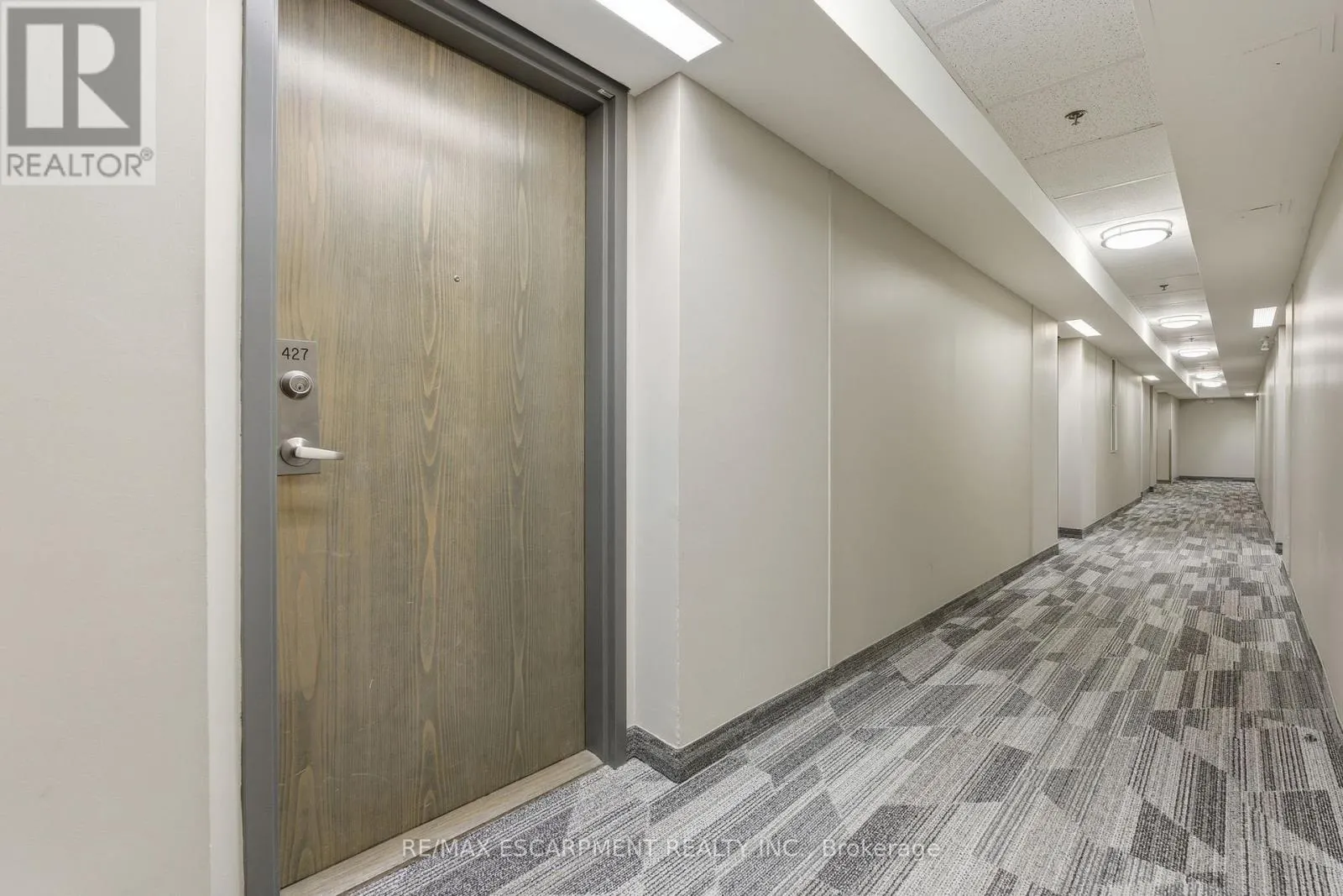 427 - 3060 ROTARY WAY