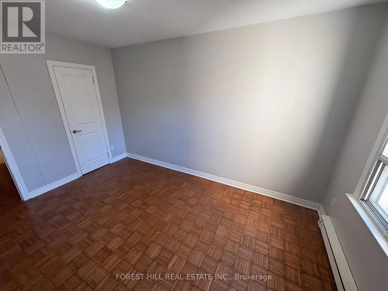 2 - 341 LAKESHORE ROAD E