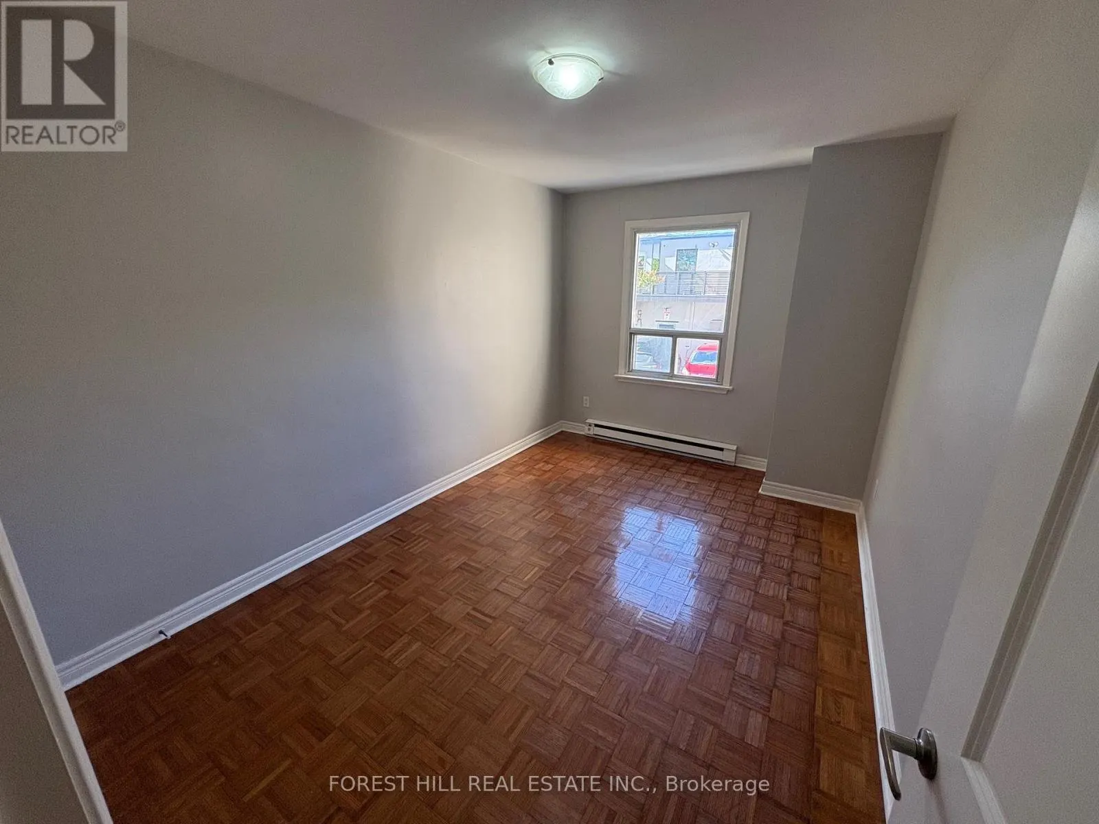 2 - 341 LAKESHORE ROAD E