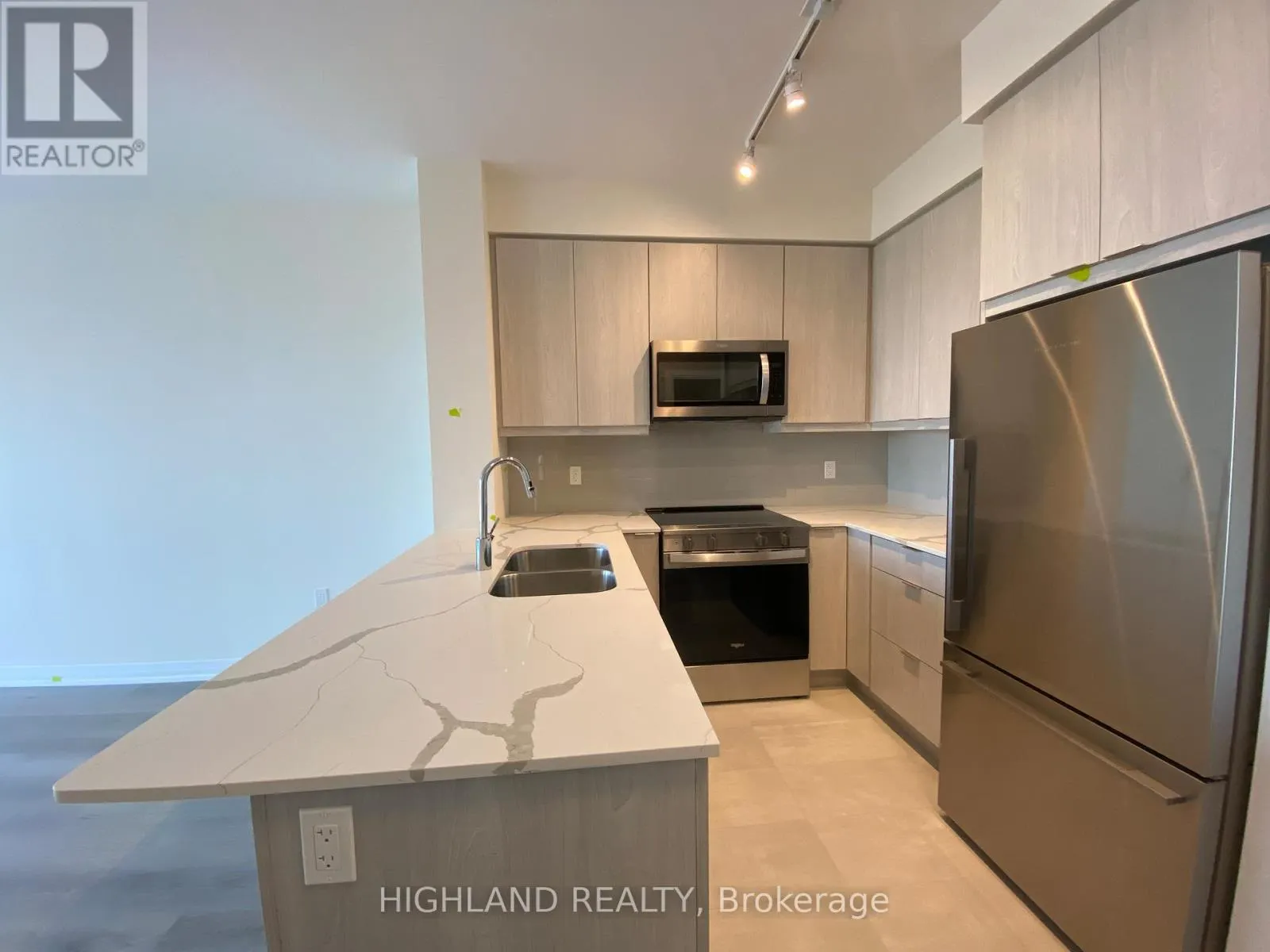 3606 - 15 WATERGARDEN DRIVE