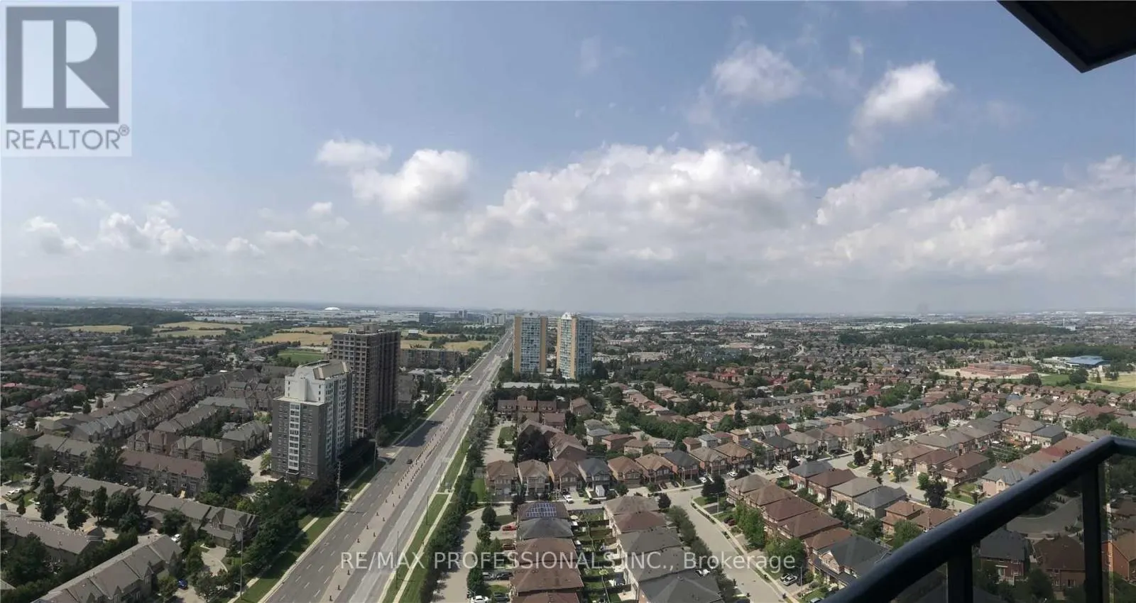 2805 - 8 NAHANI WAY