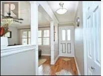 7 LESBURY AVENUE