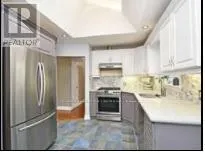 7 LESBURY AVENUE