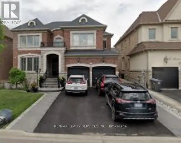 51 MIDSUMMER DRIVE